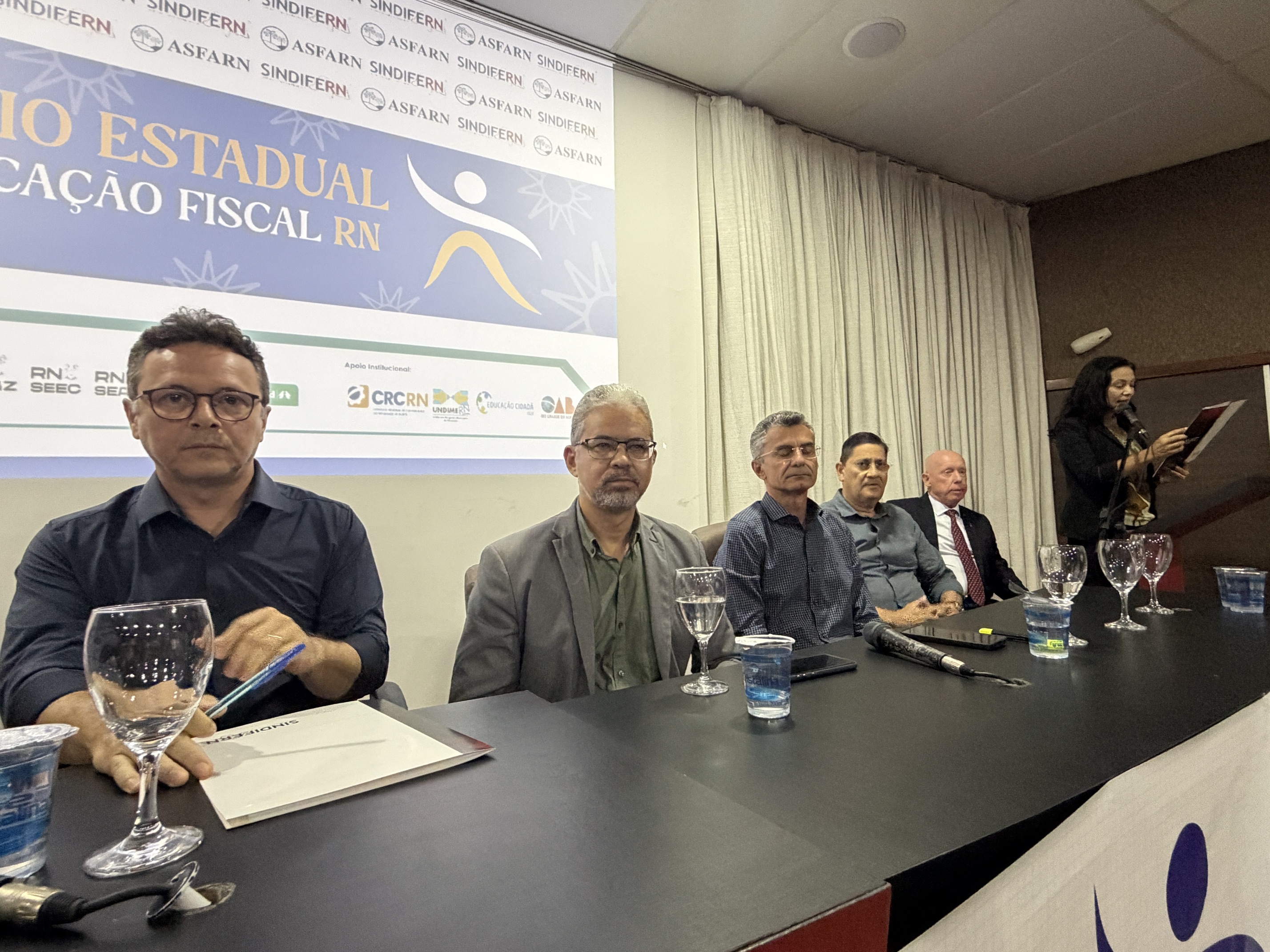 Foto do álbum LANÇAMENTO INSTITUCIONAL PRÊMIO ESTADUAL DE EDUCAÇÃO FISCAL 2026